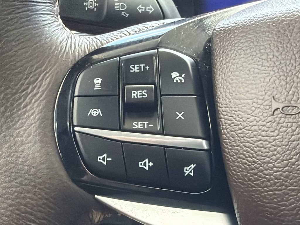 Certified 2024 Ford Explorer King Ranch w/ Technology Package AWD/4WD image 20