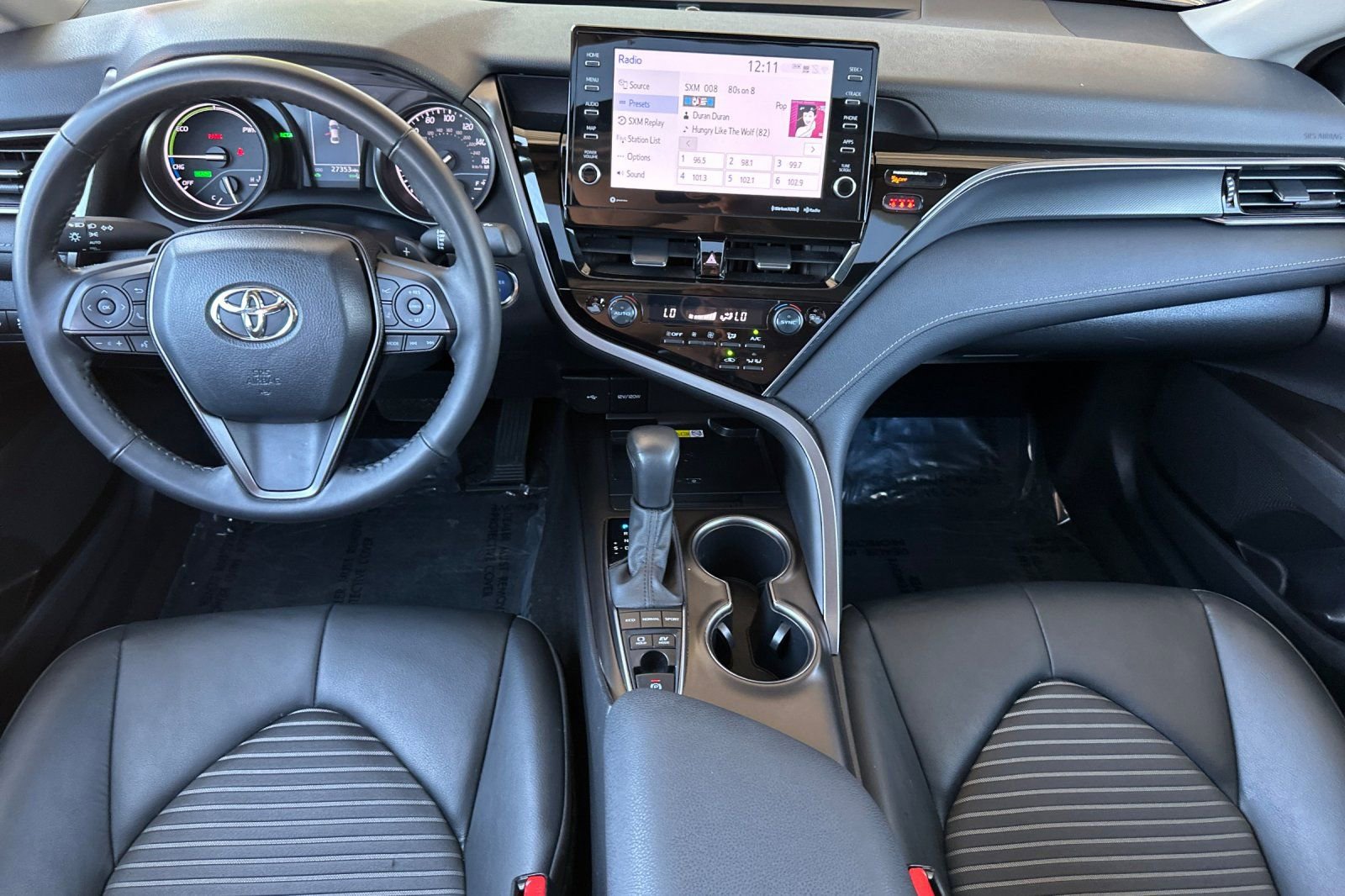 Used 2024 Toyota Camry SE w/ Audio Upgrade Package FWD image 15