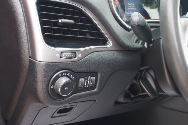 Used 2021 Jeep Cherokee Latitude Lux 80th Anniv w/ Quick Order Package 26U 80TH AWD/4WD image 21