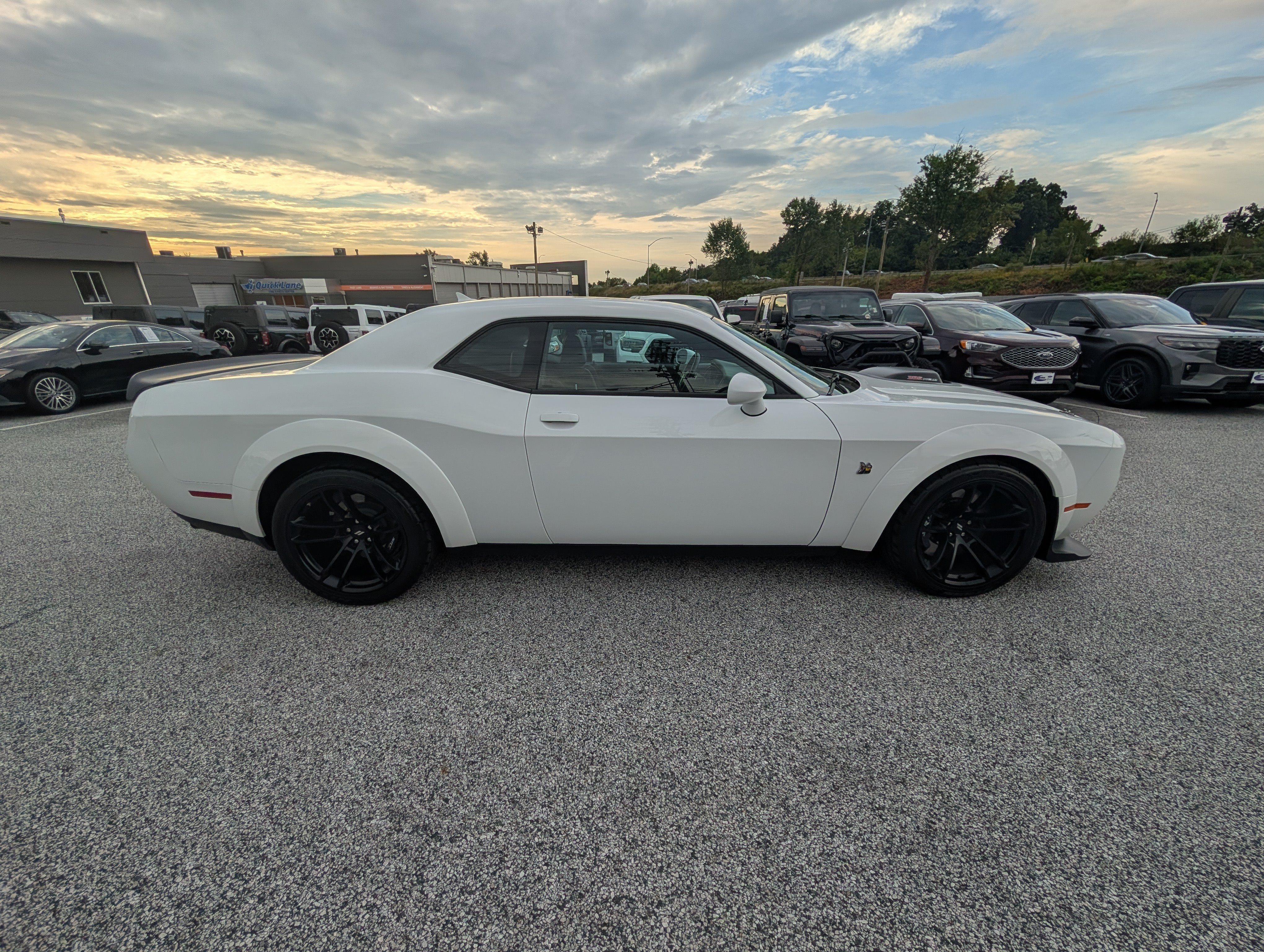 Used 2022 Dodge Challenger R/T Scat Pack RWD image 8