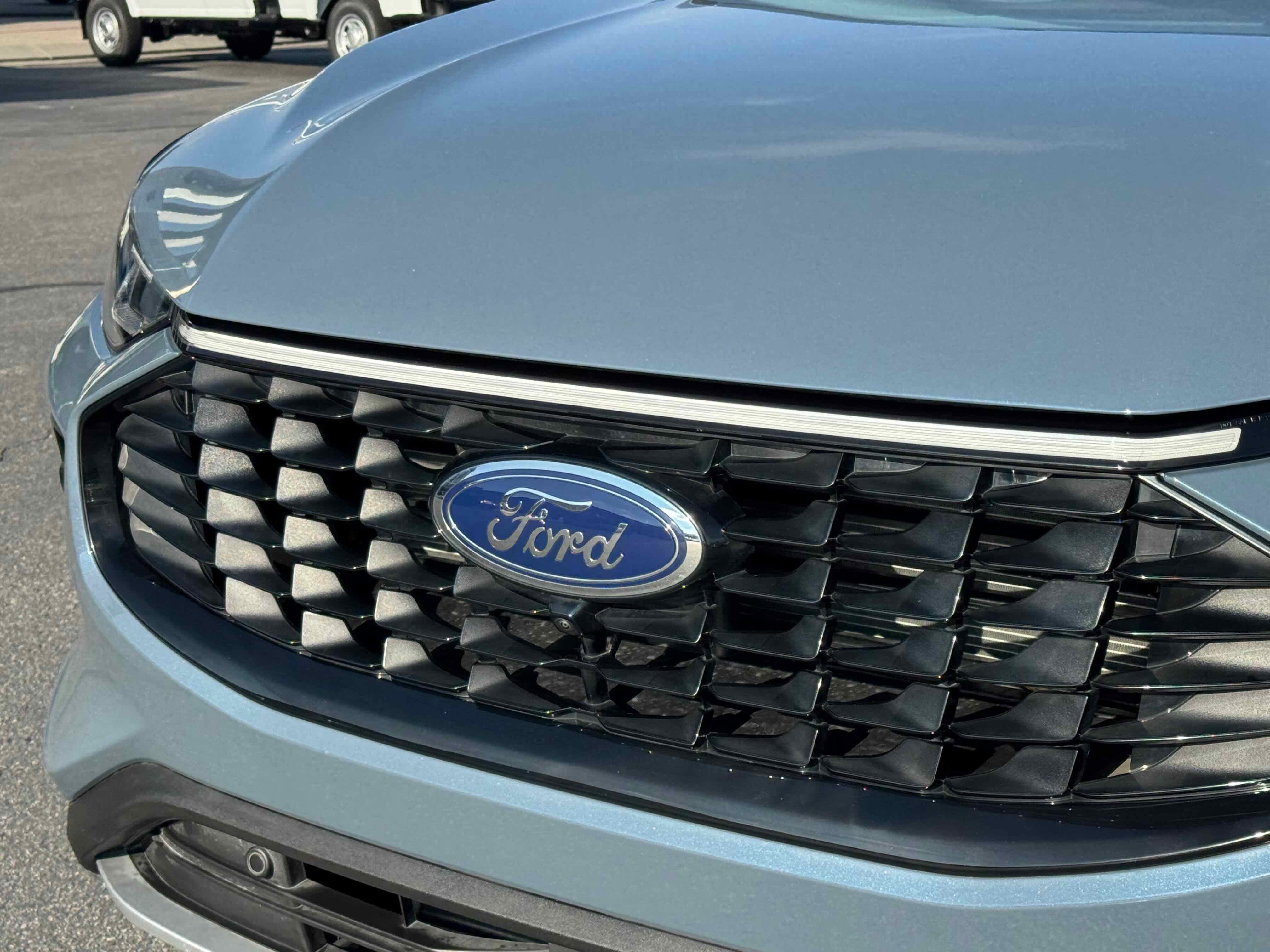 Certified 2023 Ford Escape Platinum w/ Premium Technology Package image 13