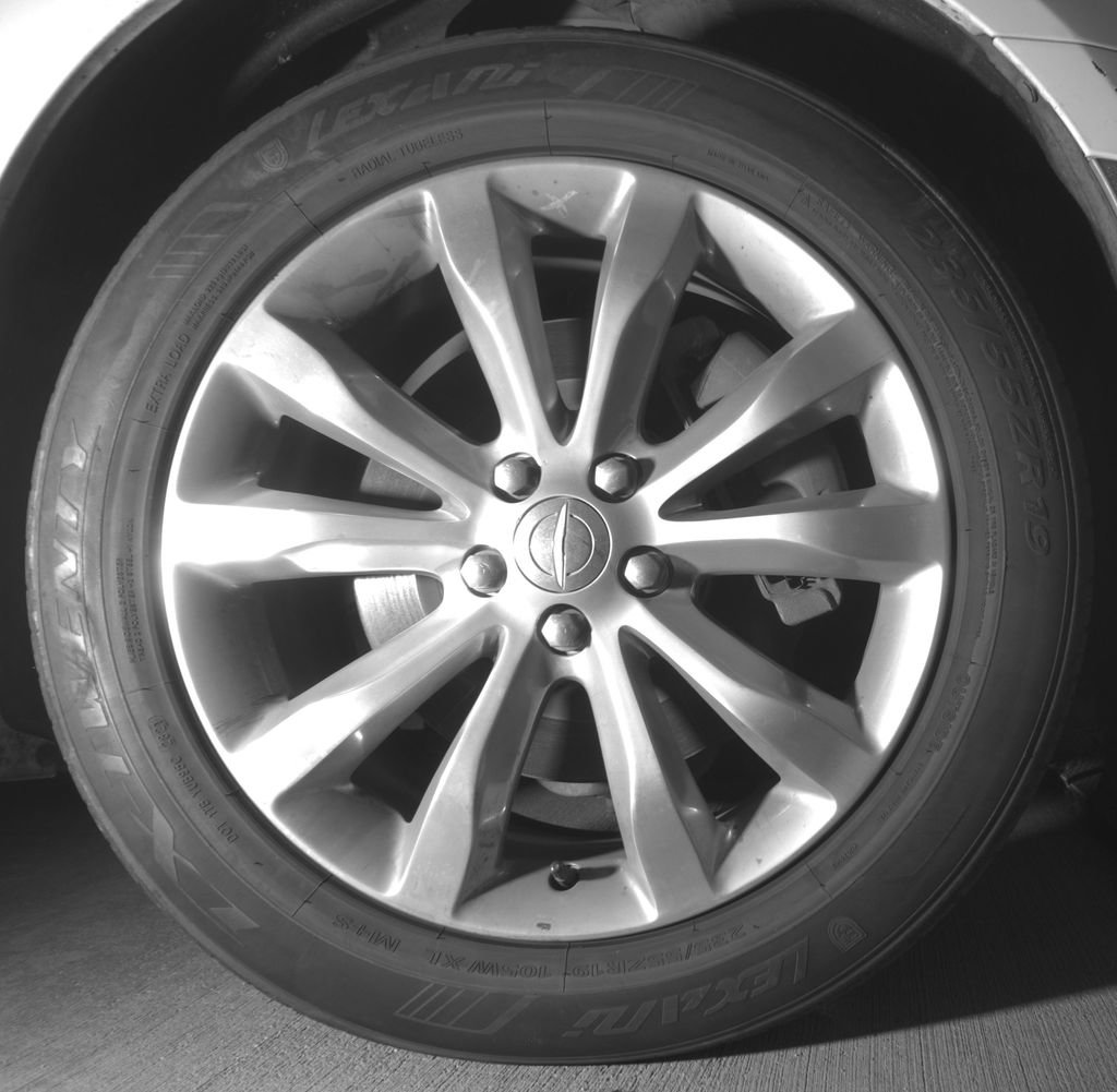 Used 2020 Chrysler 300 Limited AWD/4WD image 11