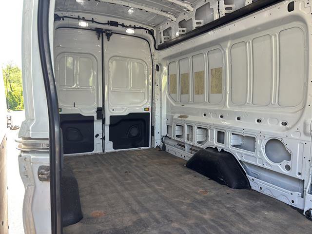 Certified 2021 Ford Transit 250 148 High Roof Extended RWD image 17