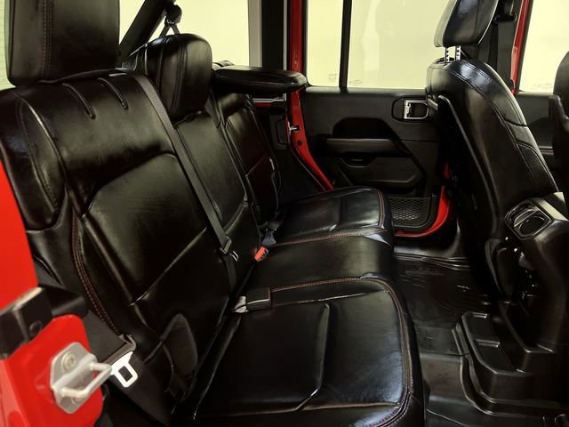 Used 2025 Jeep Wrangler Unlimited Rubicon AWD/4WD image 6
