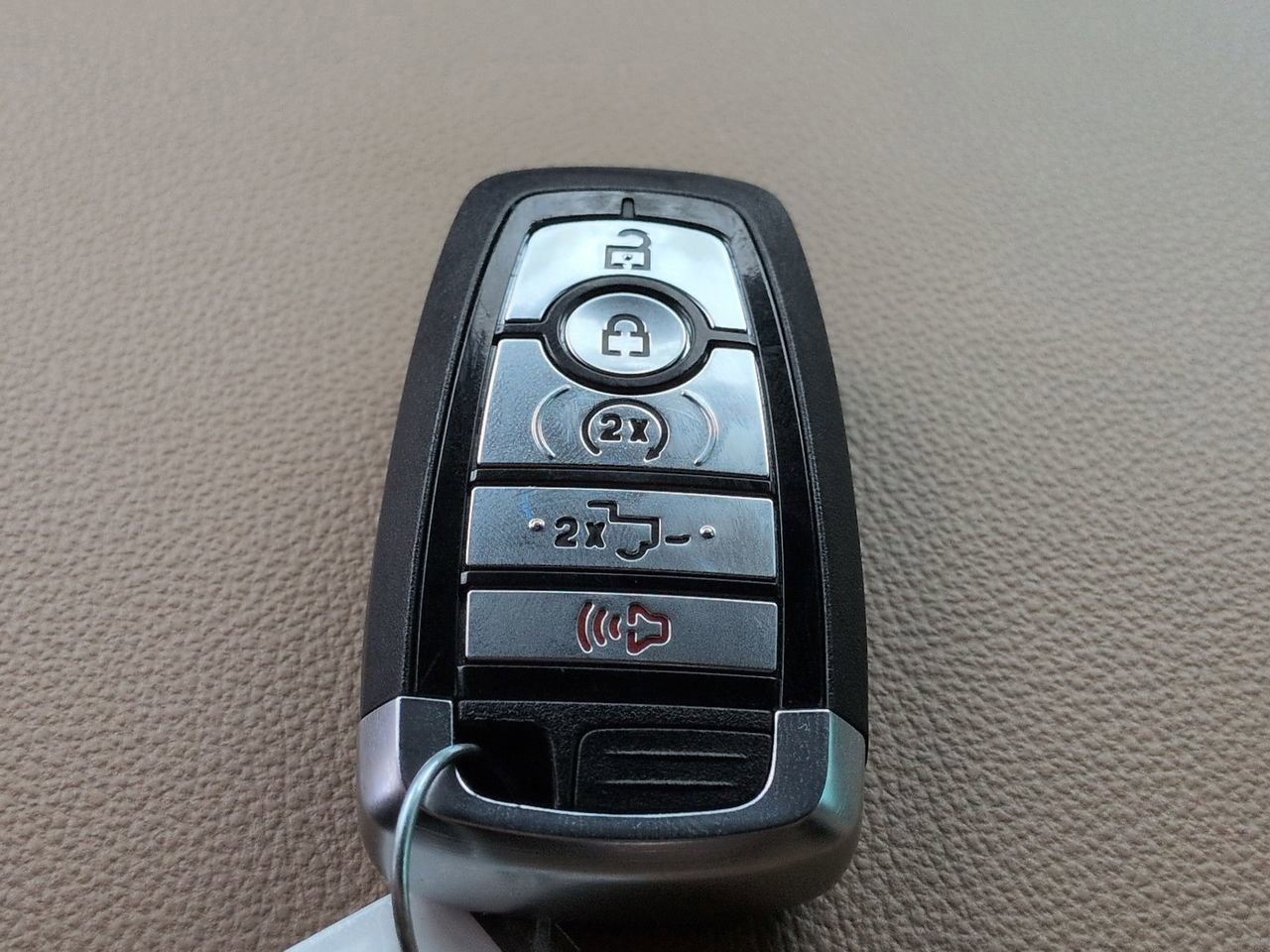 Certified 2024 Ford F350 Lariat w/ Lariat Ultimate Package image 29