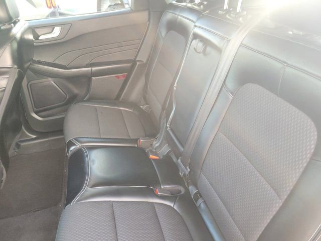Certified 2024 Ford Escape SE FWD image 12