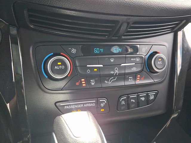 Certified 2019 Ford Escape Titanium AWD/4WD image 26