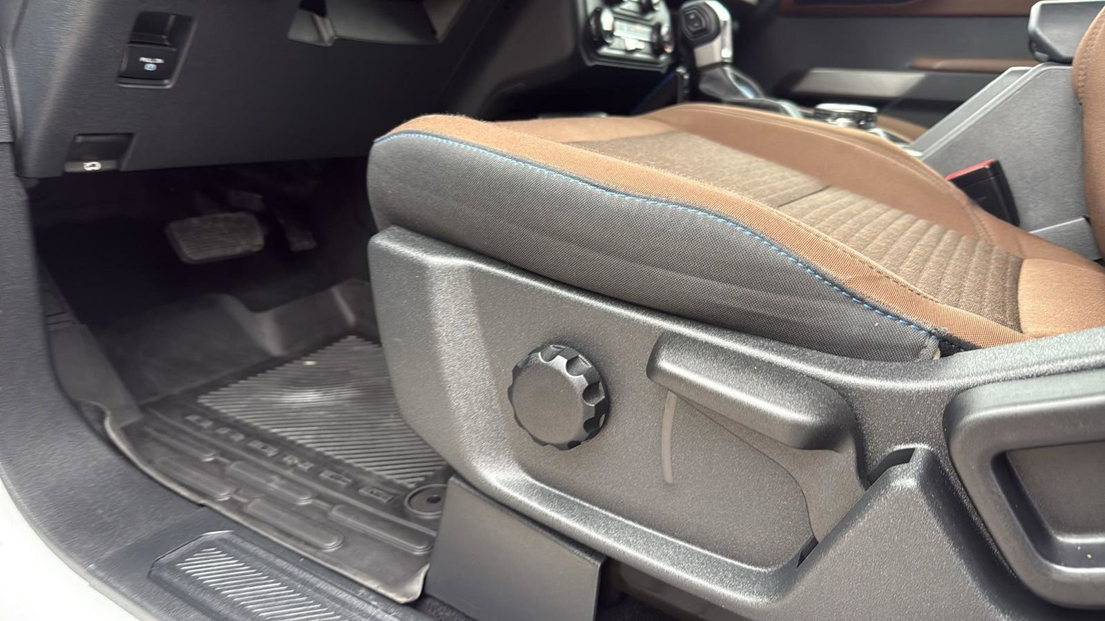 Certified 2023 Ford Bronco Outer Banks image 11