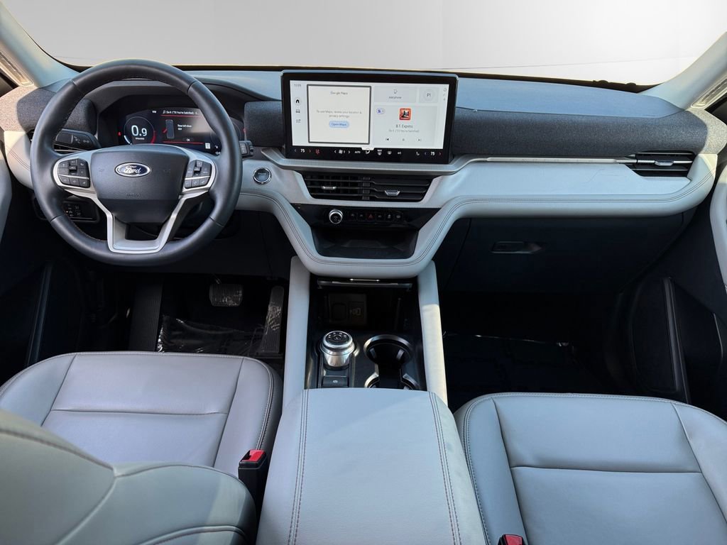 Certified 2025 Ford Explorer Active w/ Active Comfort Package image 10