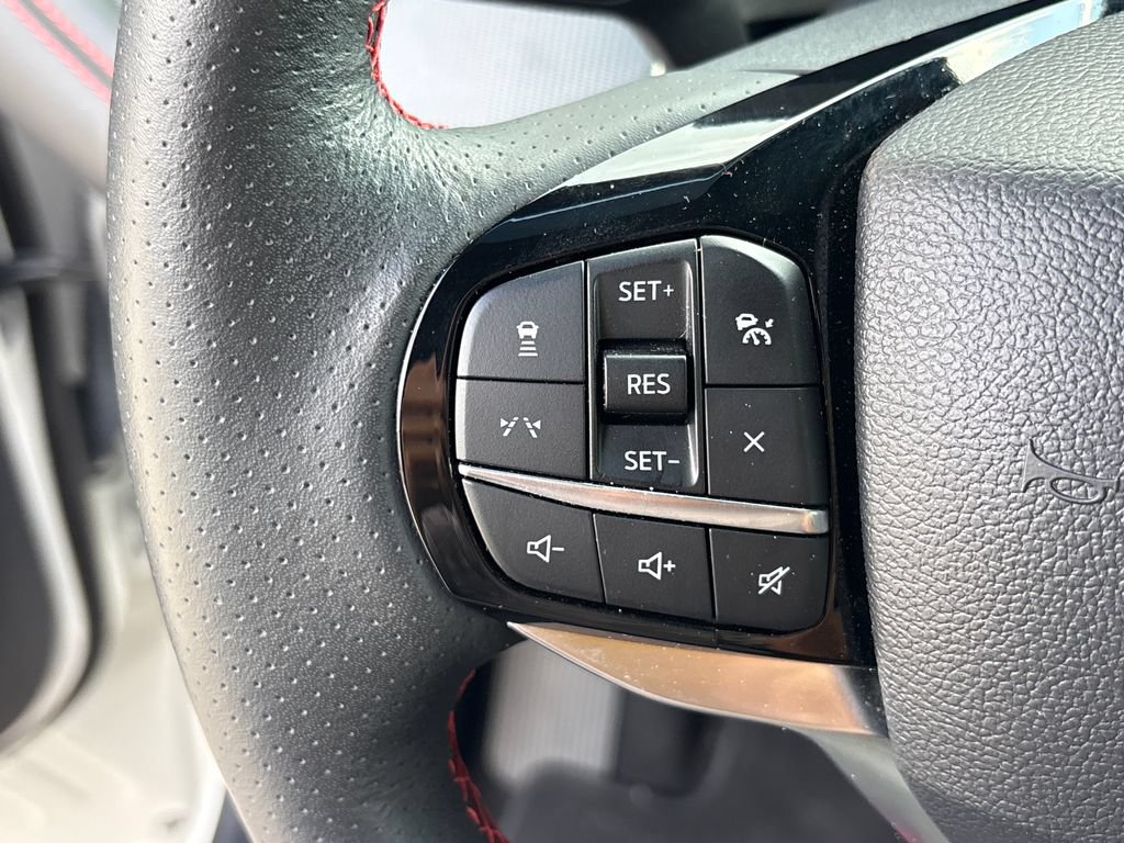 Certified 2025 Ford Explorer ST-Line w/ Premium Package RWD image 18