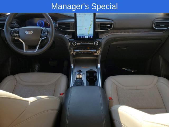 Certified 2023 Ford Explorer Platinum w/ Technology Package image 28