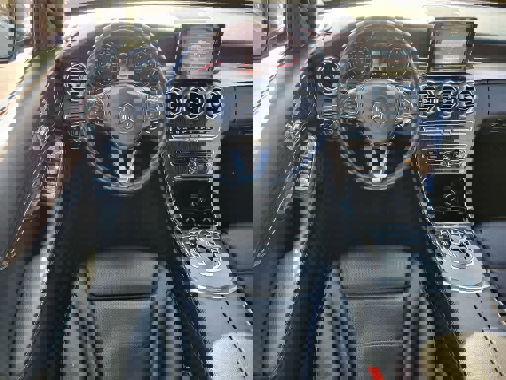 Used 2018 Mercedes-Benz C 300 C 300 image 12