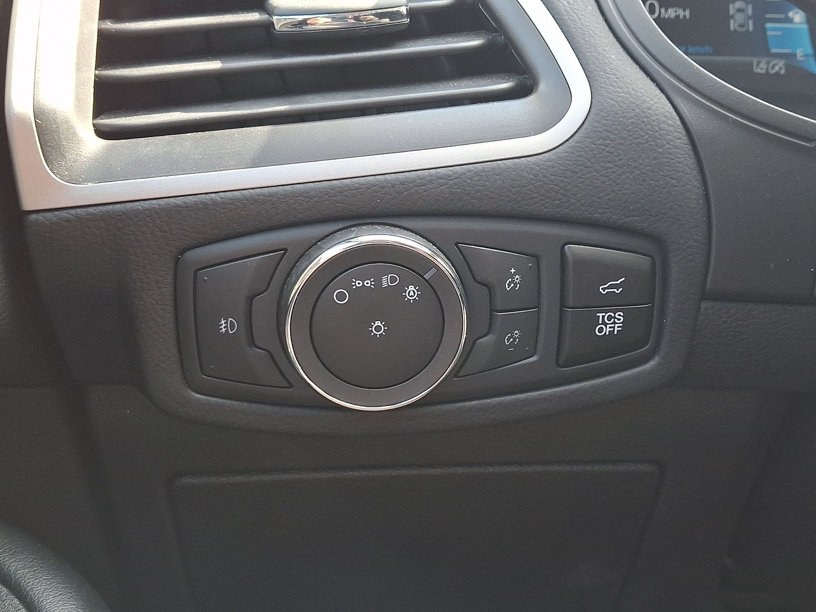 Certified 2023 Ford Edge SEL w/ Convenience Package AWD/4WD image 27