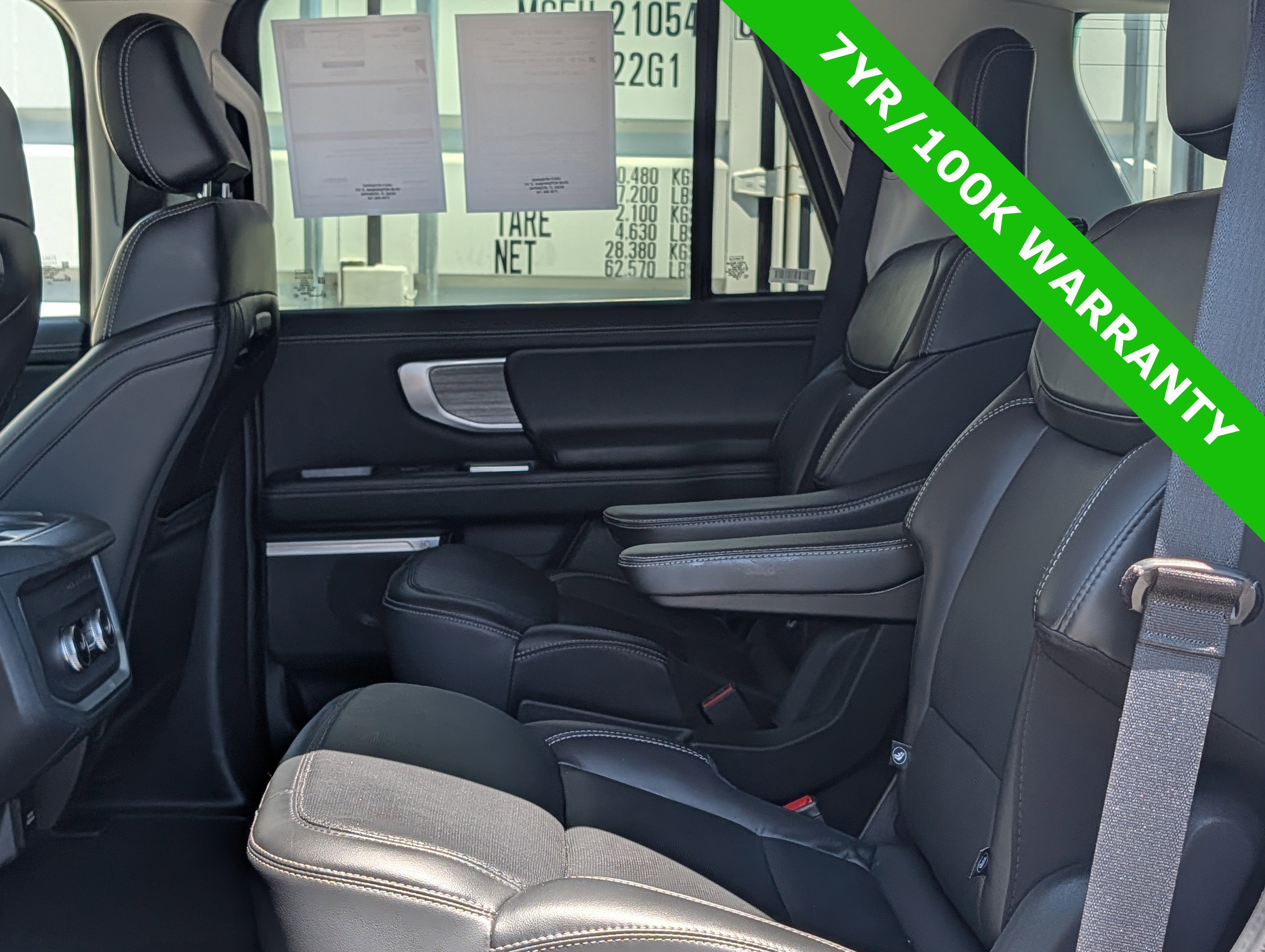 Certified 2025 Ford Expedition Platinum AWD/4WD image 17