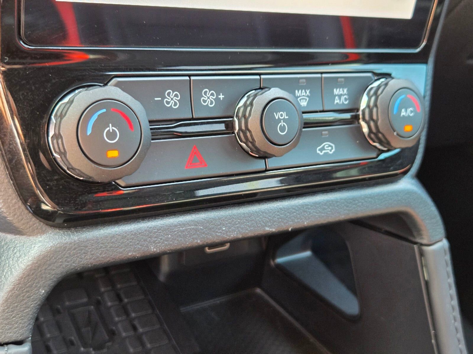 Certified 2024 Ford Ranger Raptor AWD/4WD image 22
