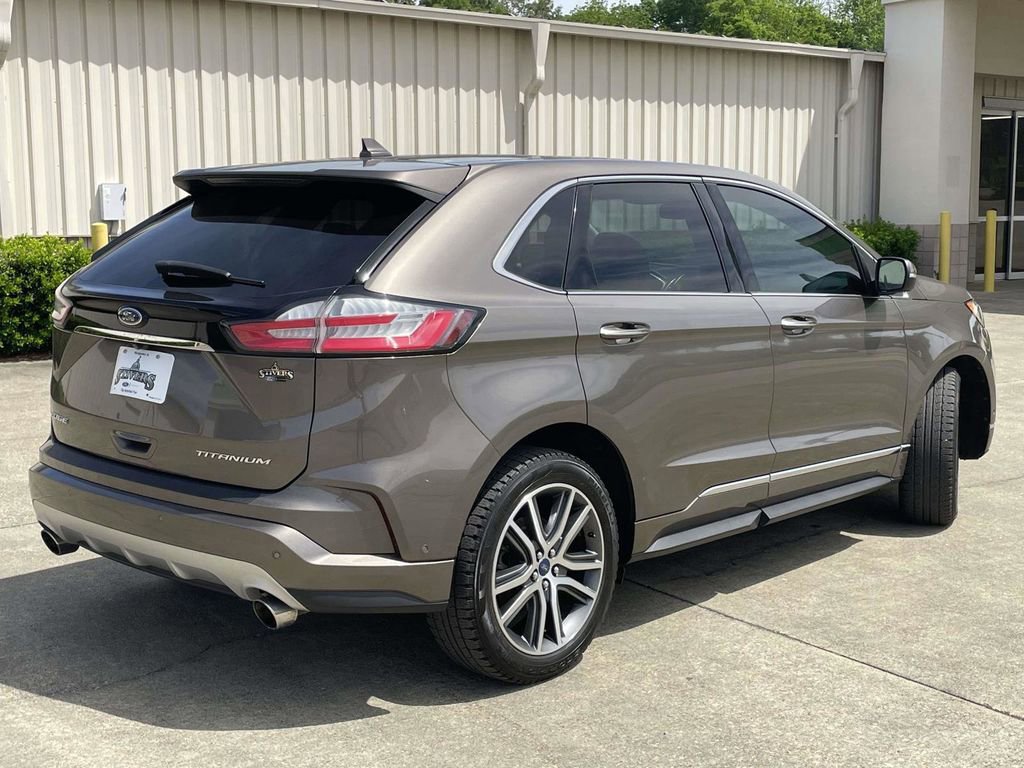 Certified 2019 Ford Edge Titanium w/ Equipment Group 301A image 5