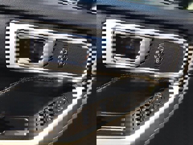 Certified 2022 Ford Explorer XLT image 19