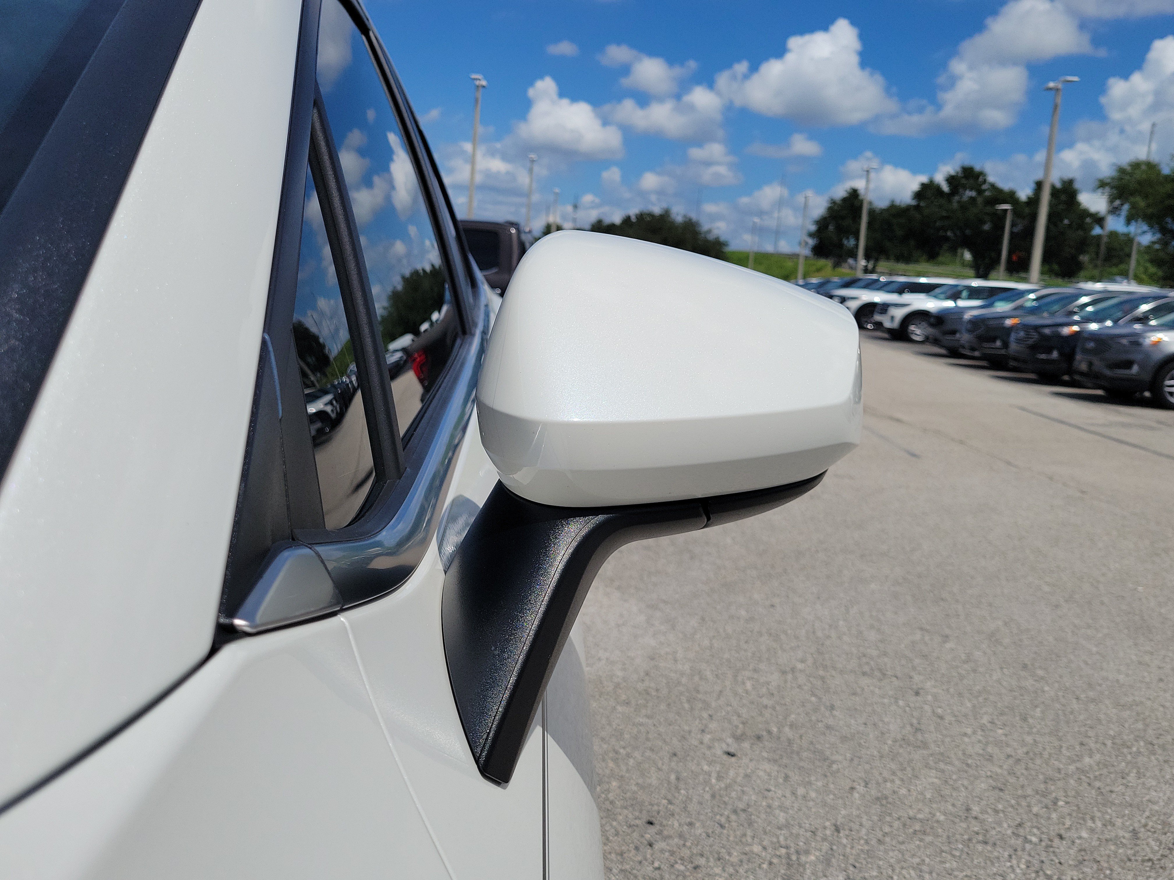 Used 2023 Kia Sportage LX AWD/4WD image 4