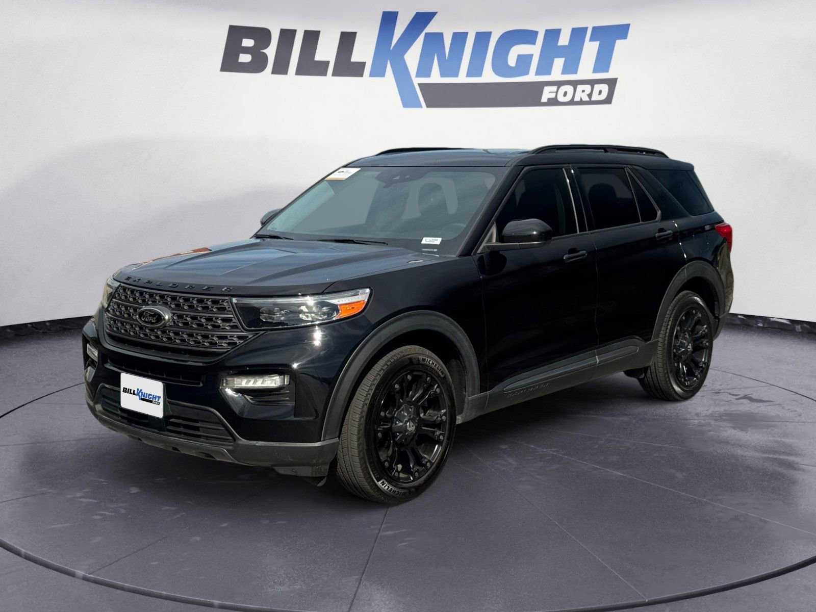 Certified 2022 Ford Explorer XLT w/ Equipment Group 202A