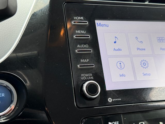 Used 2022 Toyota Prius LE FWD image 38