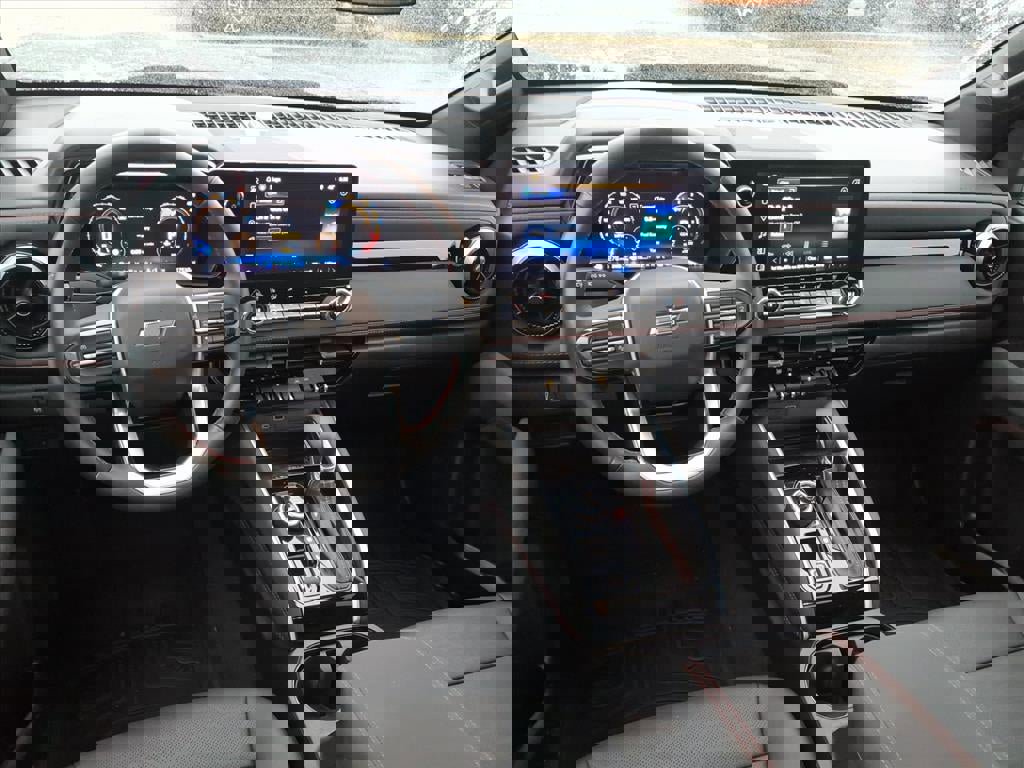 Used 2025 Chevrolet Colorado Z71 w/ Technology Package image 10