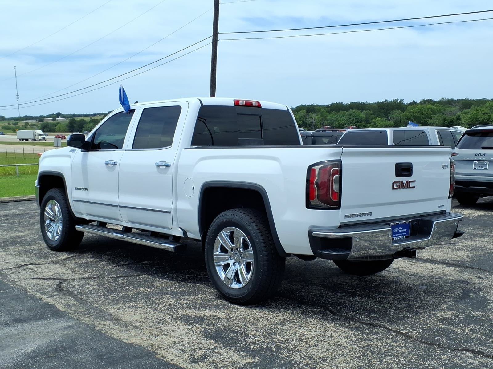 Used 2018 GMC Sierra 1500 SLT AWD/4WD image 5