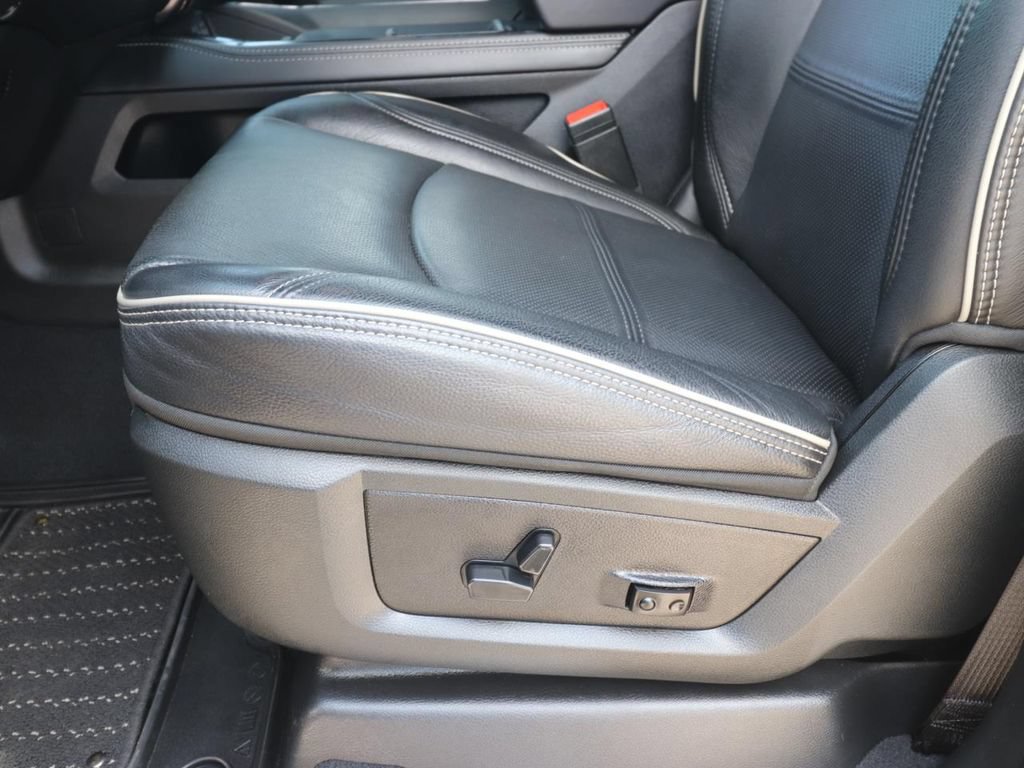 Used 2023 RAM 3500 Limited AWD/4WD image 18