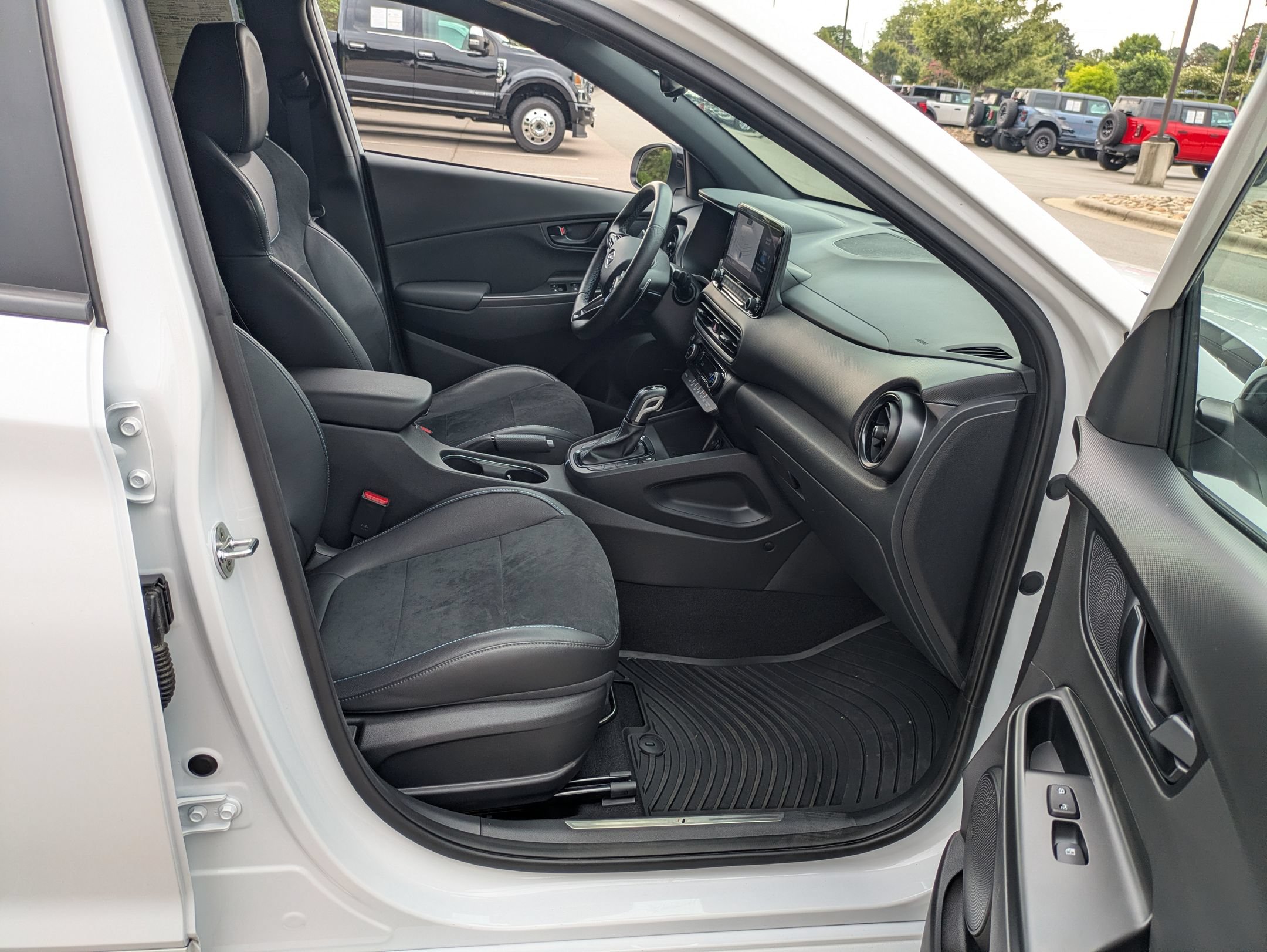 Used 2023 Hyundai Kona N FWD image 39