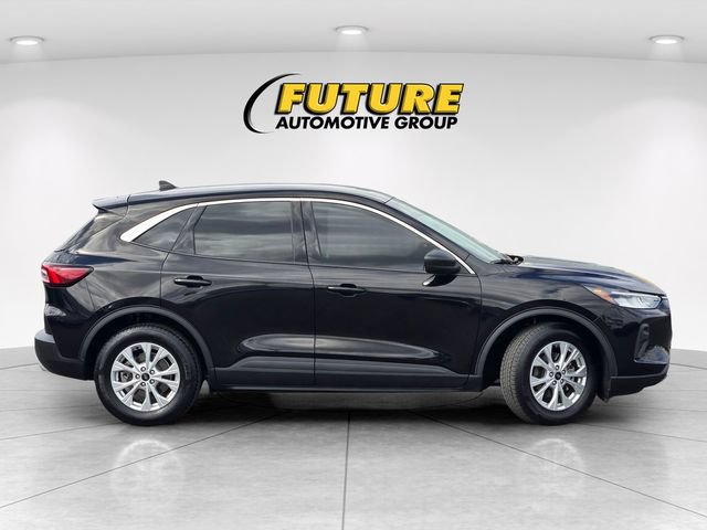 Certified 2023 Ford Escape Active FWD image 3