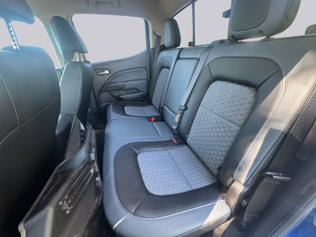 Used 2018 Chevrolet Colorado Z71 AWD/4WD image 16