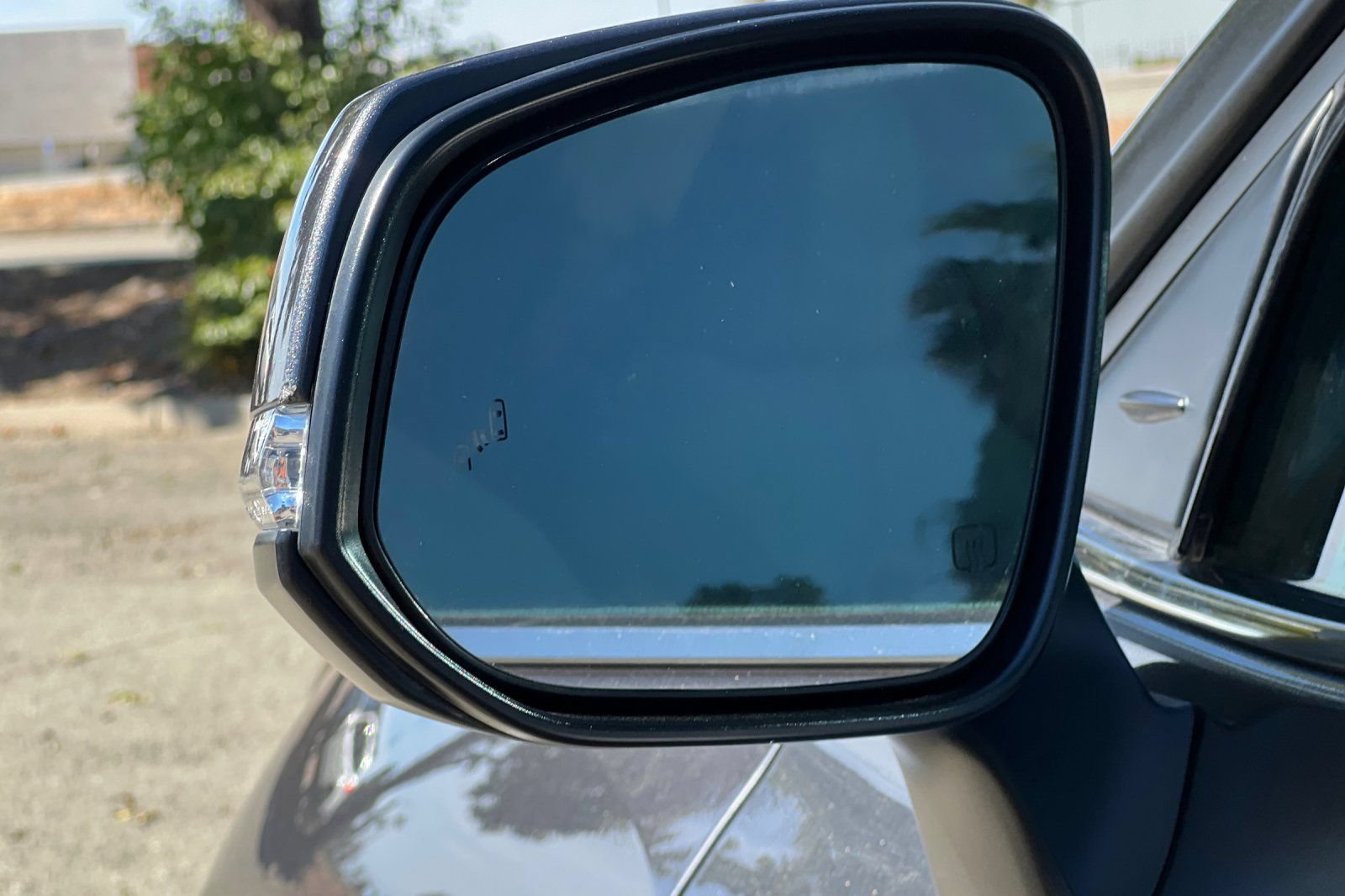 Used 2022 Toyota Highlander LE FWD image 51