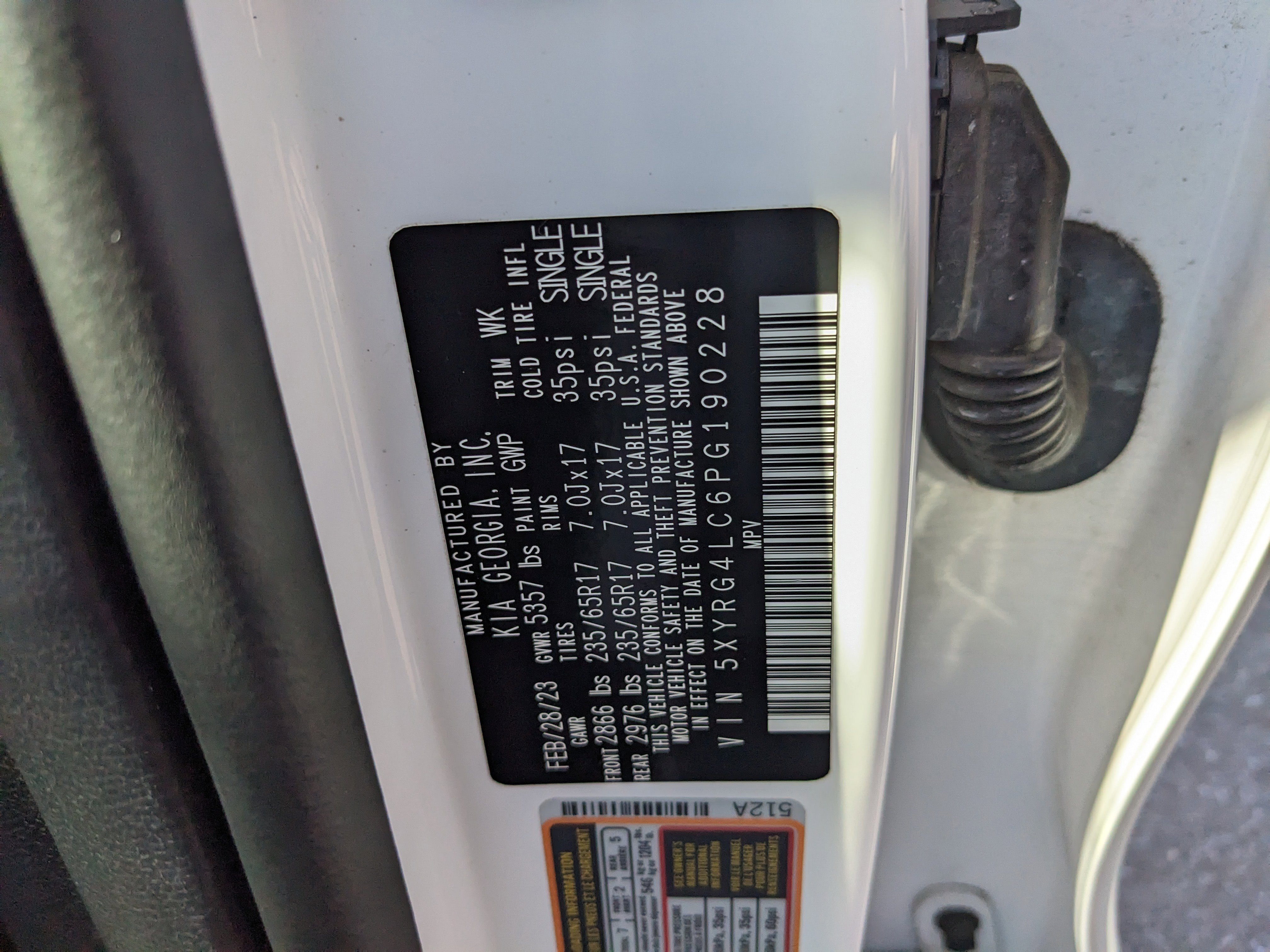 Used 2023 Kia Sorento LX image 34