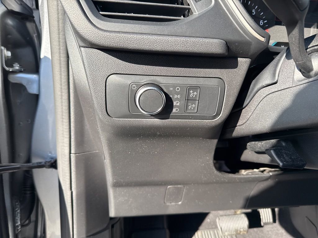 Certified 2022 Ford Escape SE w/ Cold Weather Package image 18