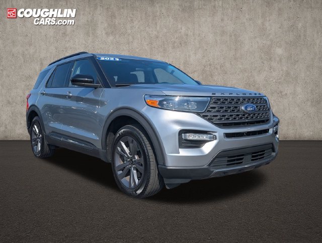 Certified 2023 Ford Explorer XLT w/ Equipment Group 202A
