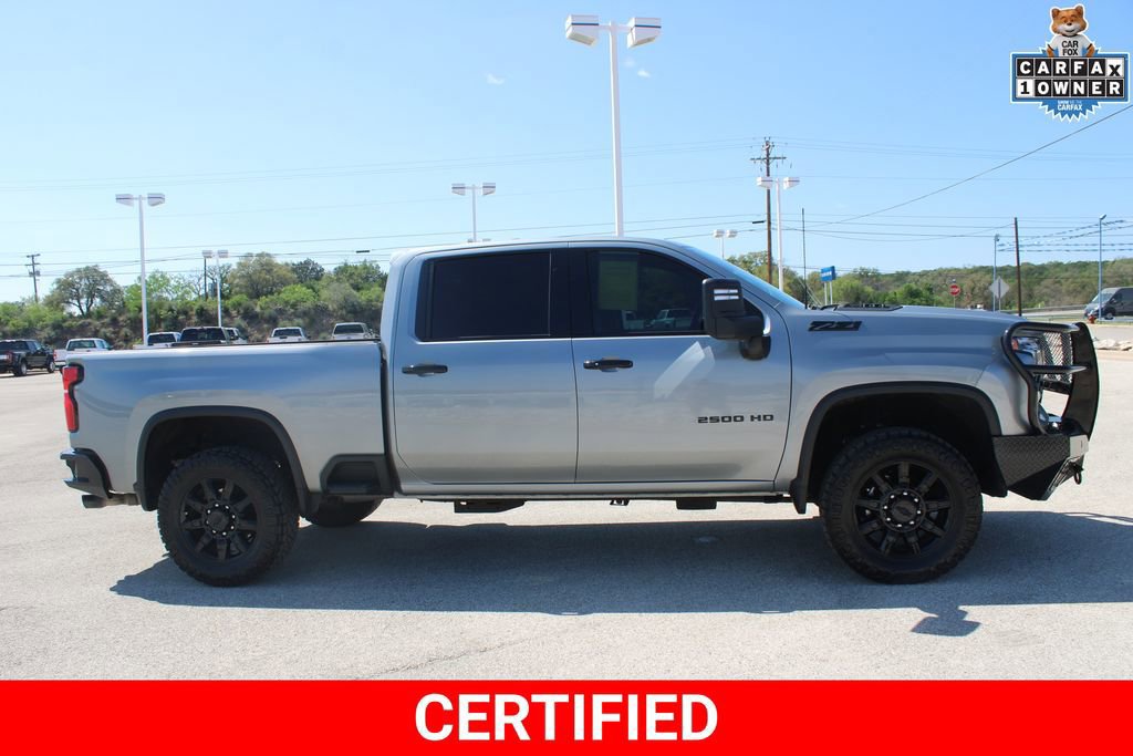 Used 2025 Chevrolet Silverado 2500 LTZ w/ LTZ Convenience Package image 4