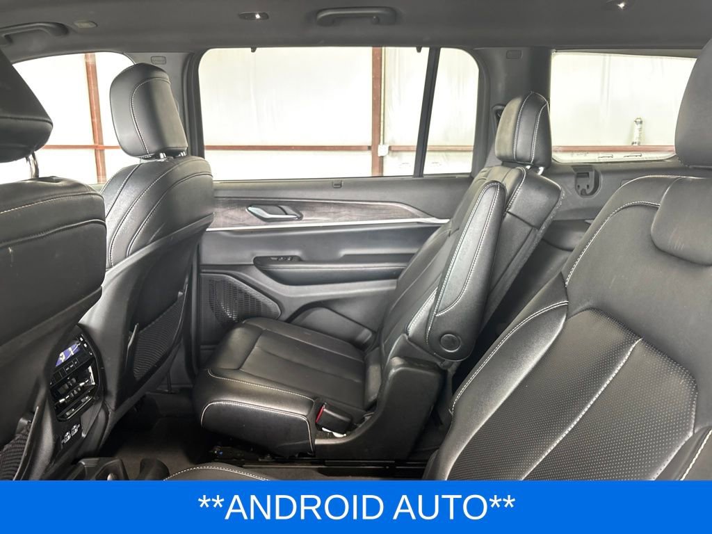 Used 2024 Jeep Grand Cherokee L Limited w/ Luxury Tech Group II image 17