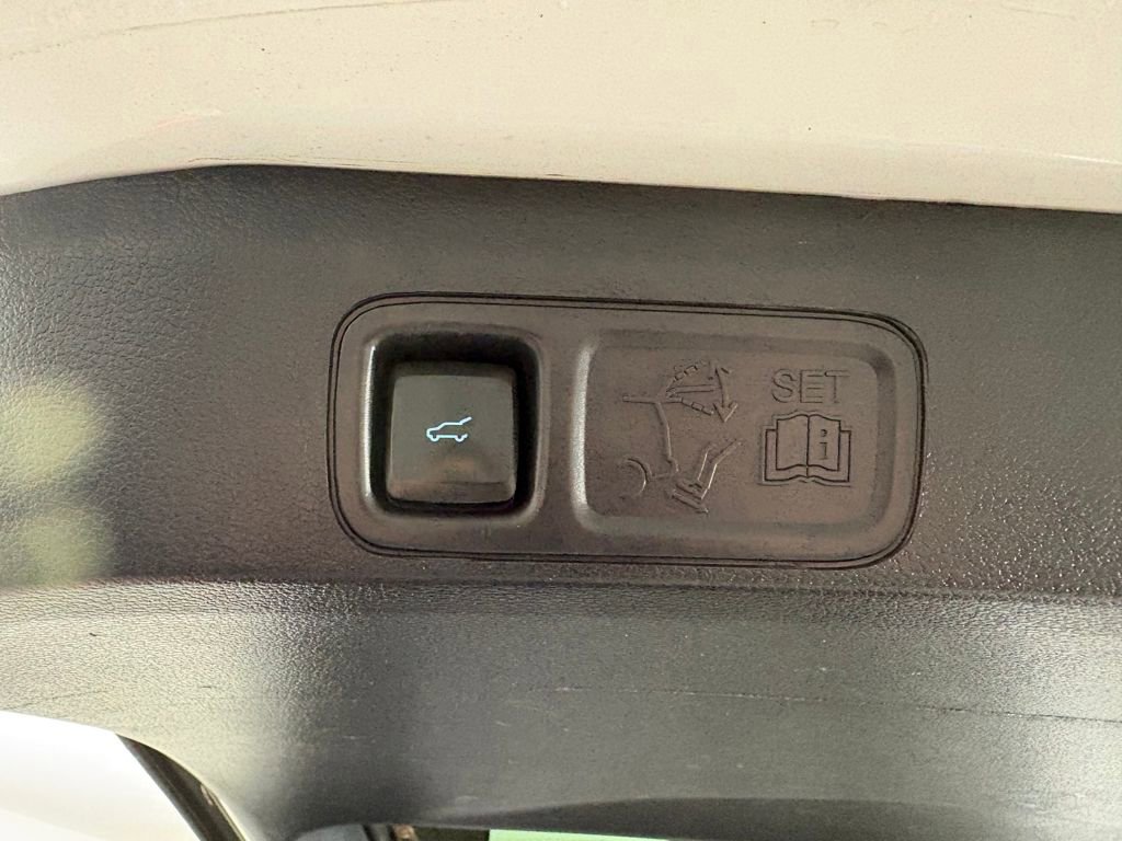 Certified 2022 Ford Expedition Max Limited image 34