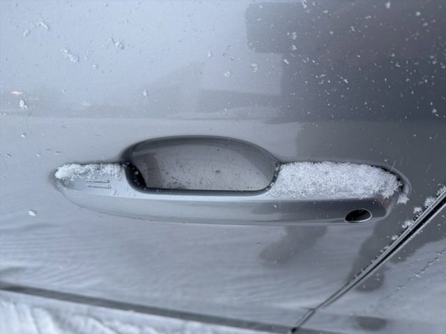 Used 2022 Toyota RAV4 SE image 19