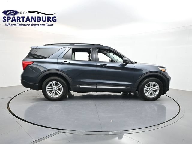 Certified 2023 Ford Explorer XLT w/ Equipment Group 202A AWD/4WD image 8
