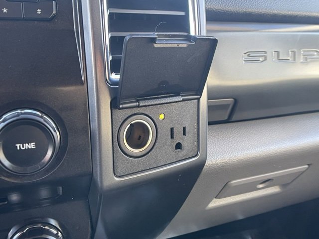 Certified 2017 Ford F250 XLT w/ XLT Value Package image 26