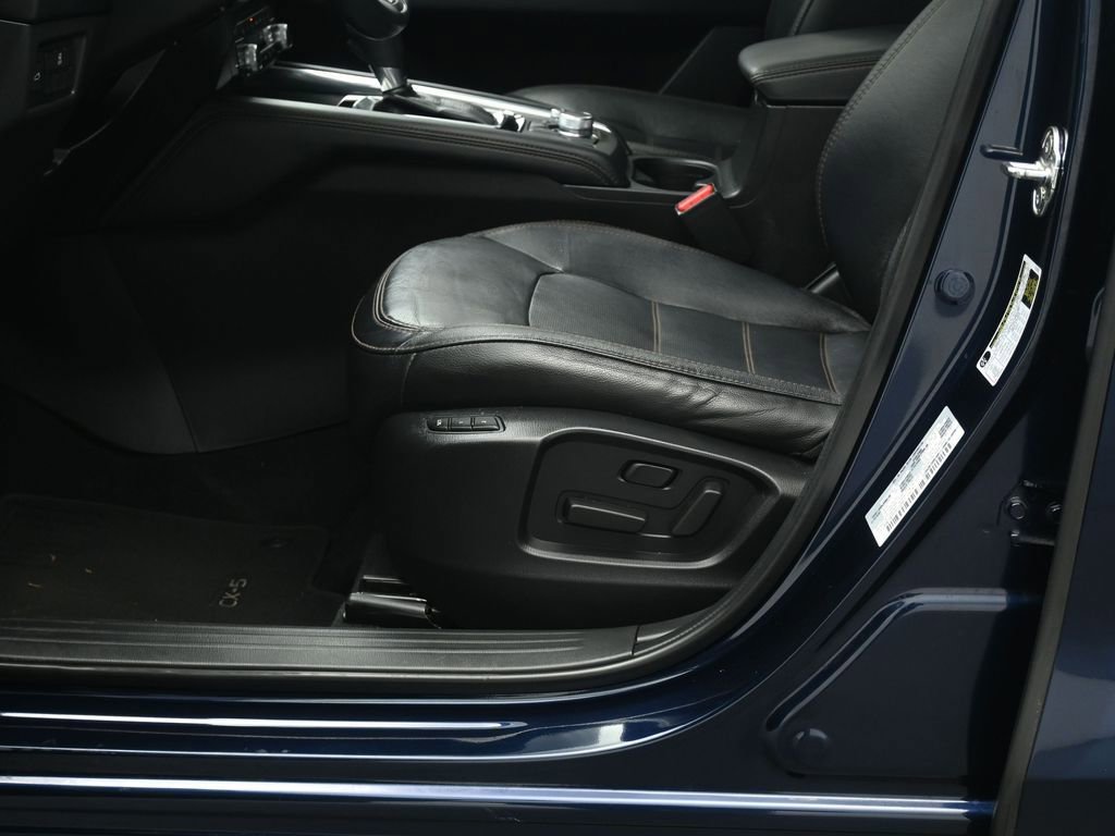 Used 2023 MAZDA CX-5 AWD 2.5 S w/ Premium Plus Pkg image 11