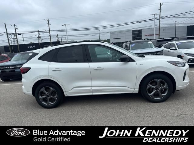 Certified 2024 Ford Escape ST-Line w/ Tech Pack #1 AWD/4WD image 6