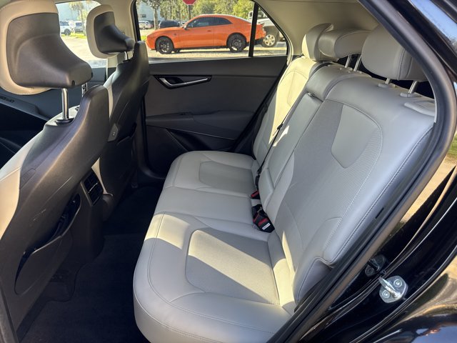 Used 2023 Kia Niro EX FWD image 19