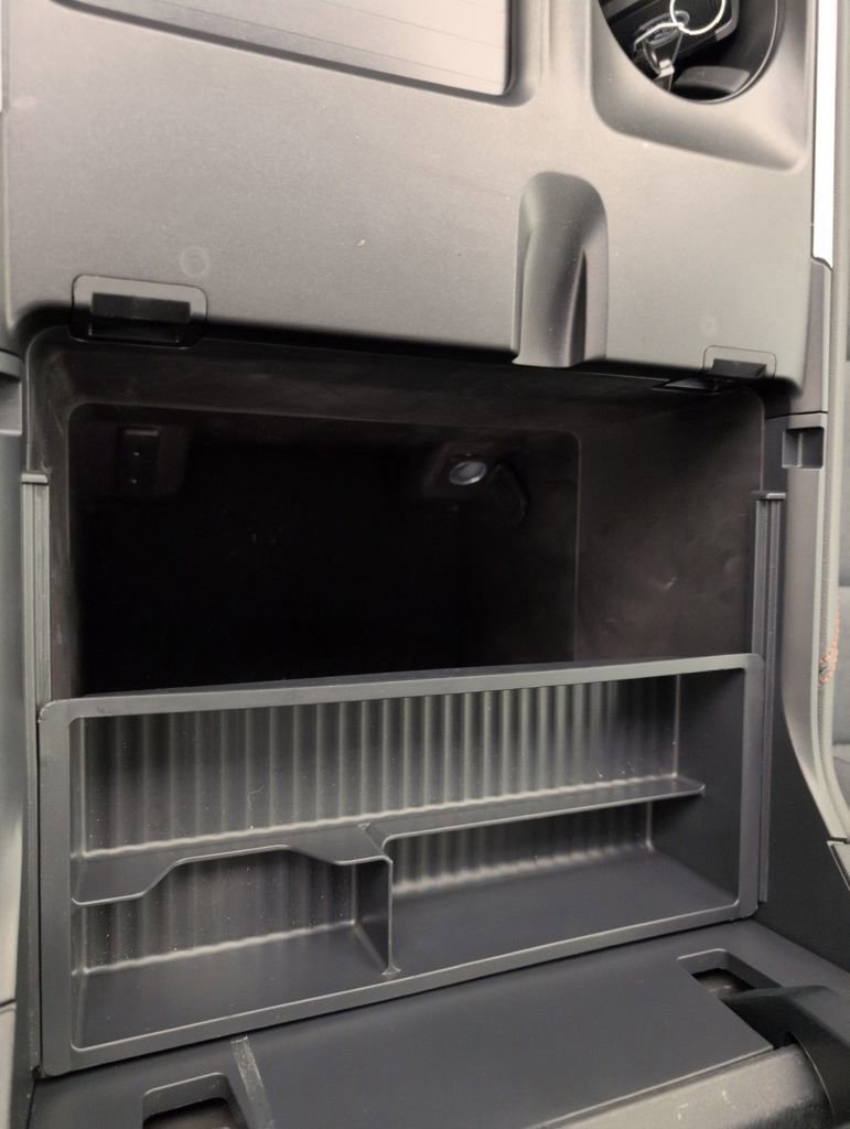 Certified 2025 Ford Expedition Active image 46