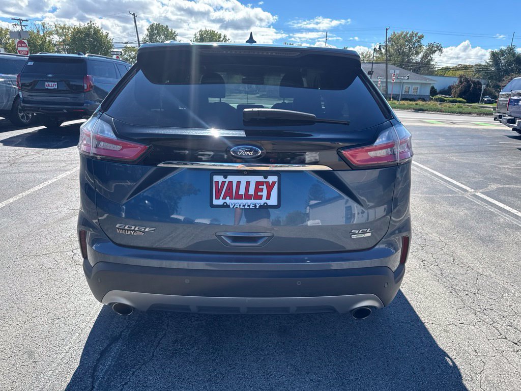 Certified 2019 Ford Edge SEL w/ Equipment Group 201A AWD/4WD image 11