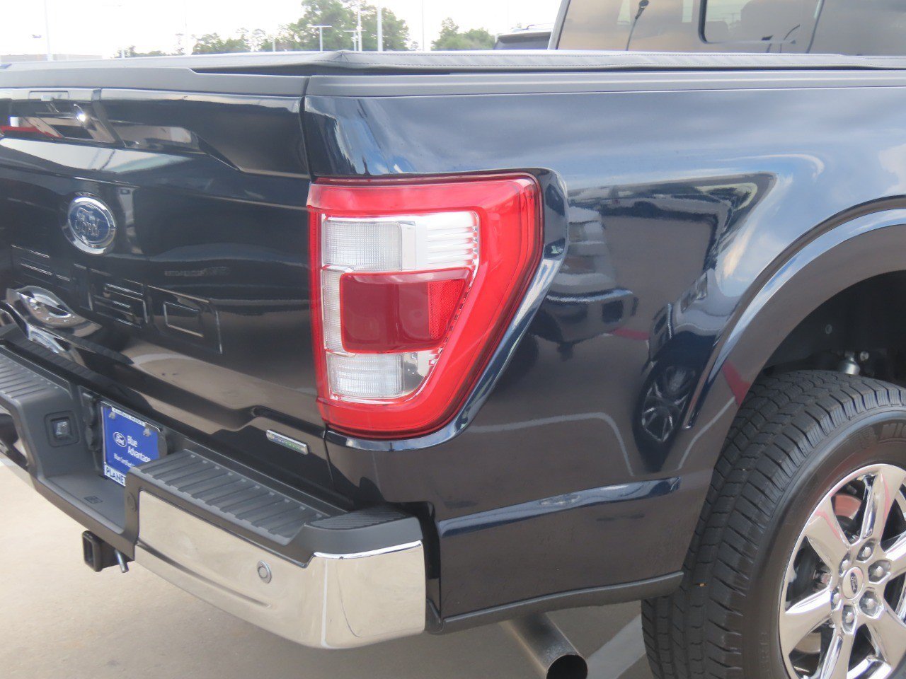 Certified 2021 Ford F150 Lariat w/ Trailer Tow Package AWD/4WD image 10