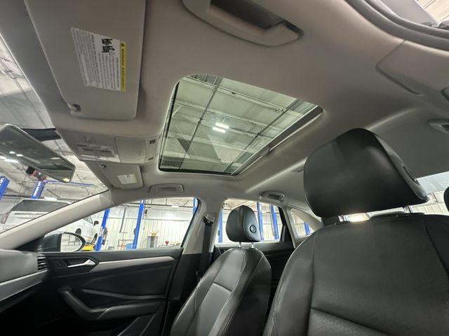 Used 2019 Volkswagen Jetta SE FWD image 20