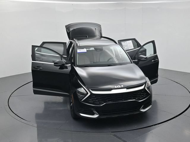 Used 2025 Kia Sportage EX w/ Premium Package FWD image 50