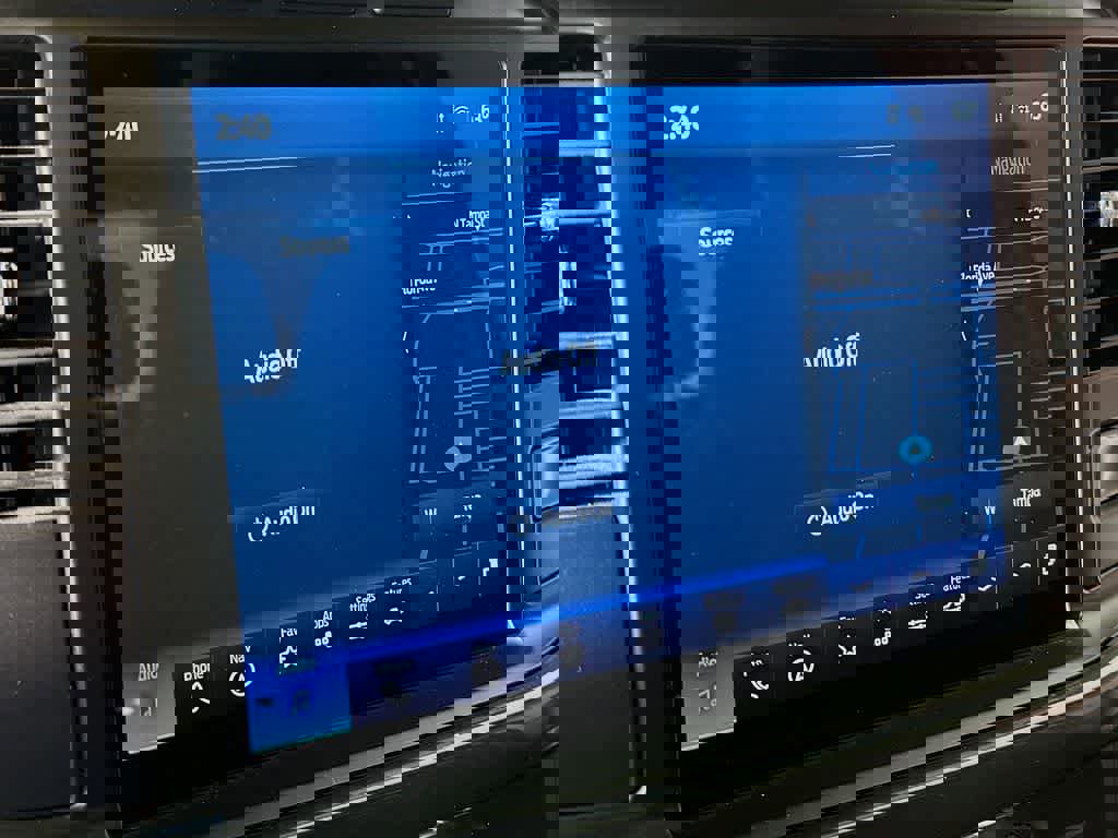 Certified 2021 Ford F150 XLT w/ Equipment Group 302A High image 17