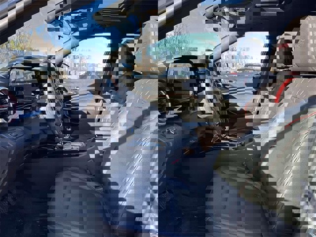 Used 2025 Chevrolet Trax RS w/ Sunroof Package image 18